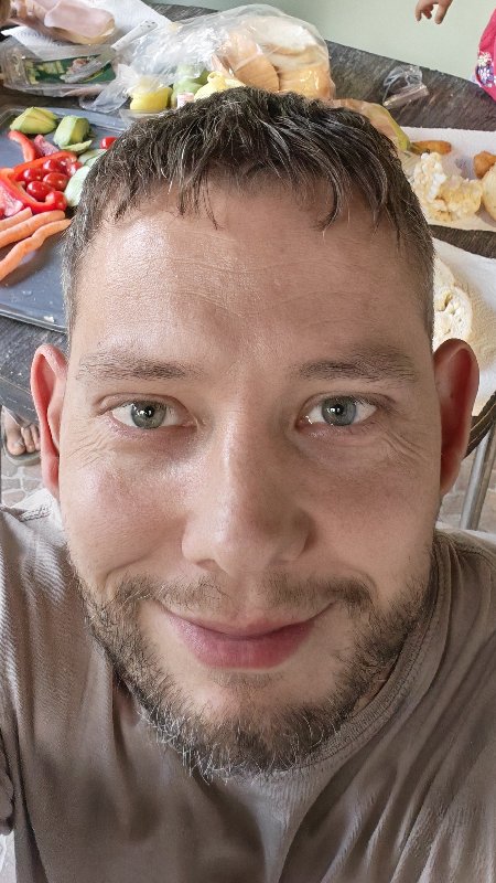 Roland Veres profilképe